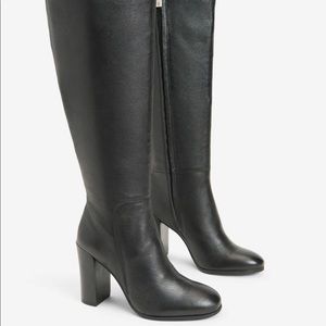 Kenneth Cole heeled boots, 8.5